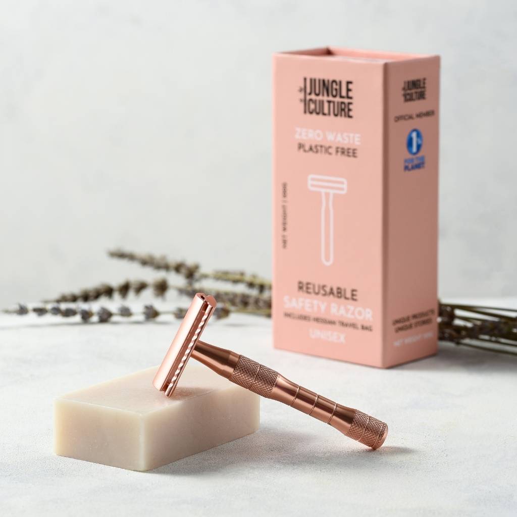 Rose gold safety razor and the packaging it comes with. 