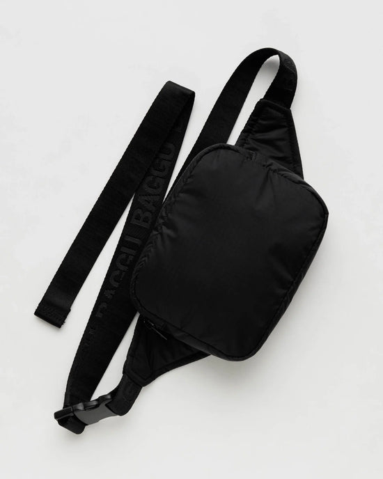 BAGGU Phone Sling Bag in Black